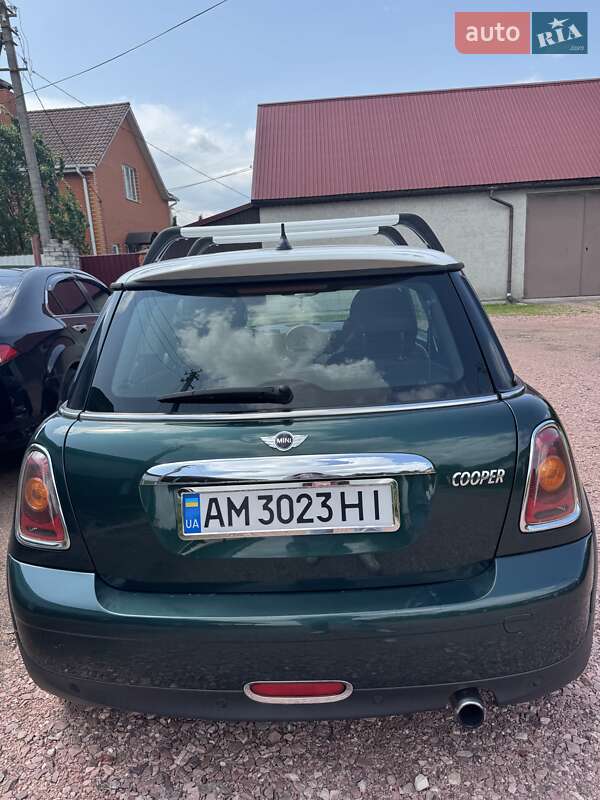 Хэтчбек MINI Cooper 2008 в Ровно