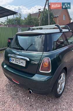 Хэтчбек MINI Cooper 2008 в 