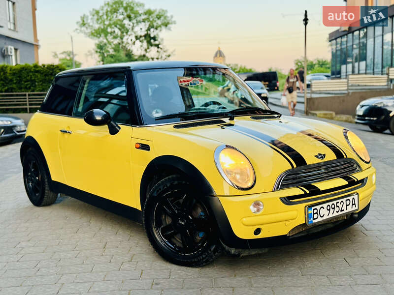 Хэтчбек MINI Cooper 2003 в 