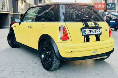 Хэтчбек MINI Cooper 2003 в 