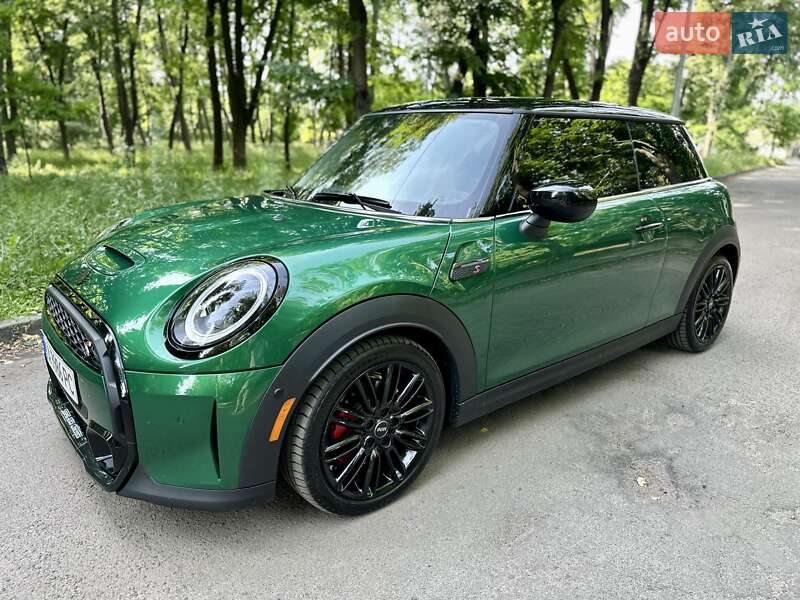 Хэтчбек MINI Cooper 2022 в Киеве