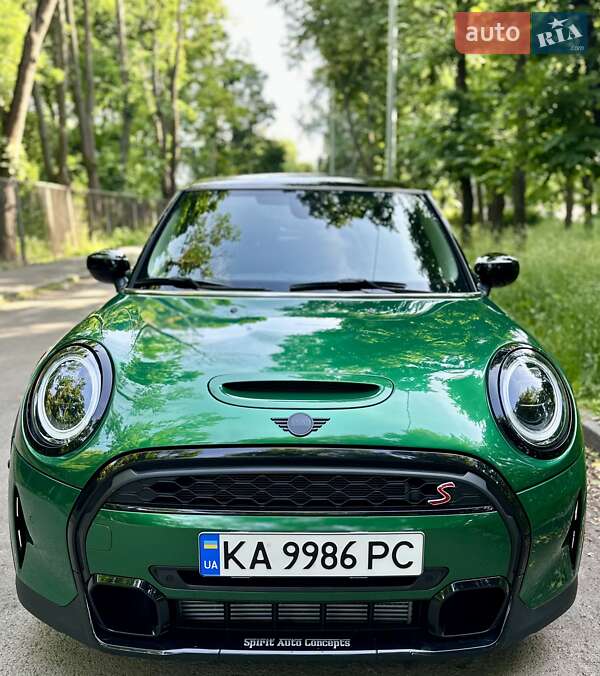 Хэтчбек MINI Cooper 2022 в Киеве