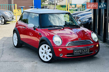 Хэтчбек MINI Cooper 2004 в 