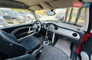 Хэтчбек MINI Cooper 2004 в 