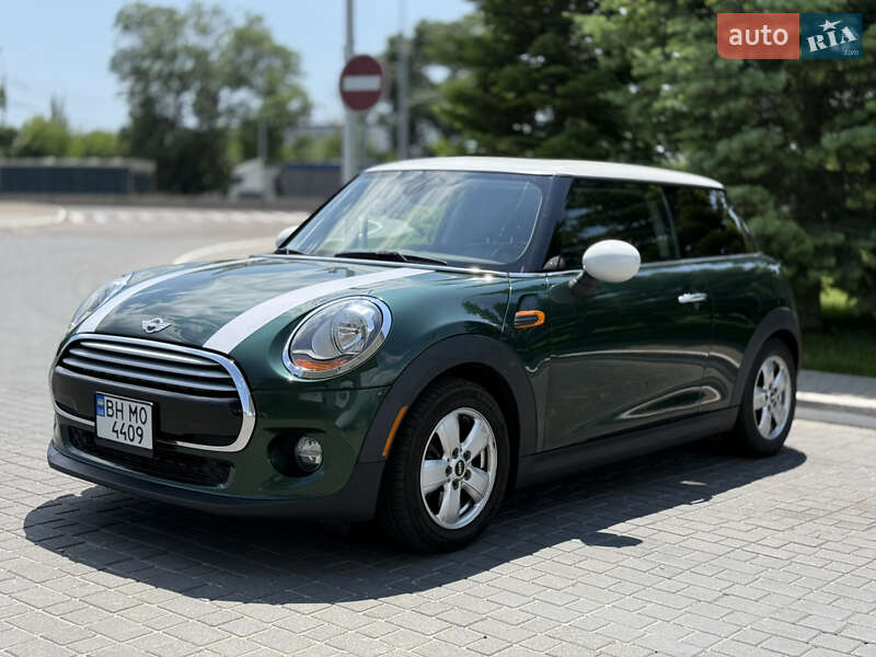 Хэтчбек MINI Cooper 2015 в Одессе