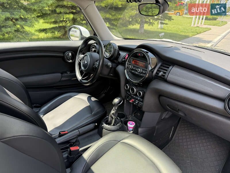 Хэтчбек MINI Cooper 2015 в Одессе фото 12 Хэтчбек MINI Cooper 2015 в Одессе