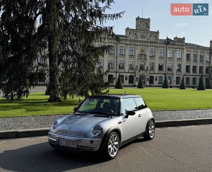 Хэтчбек MINI Cooper 2004 в Киеве фото 2 Хэтчбек MINI Cooper 2004 в Киеве