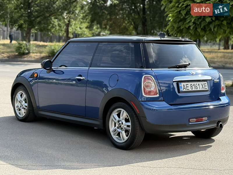 Хэтчбек MINI Cooper 2012 в Днепре