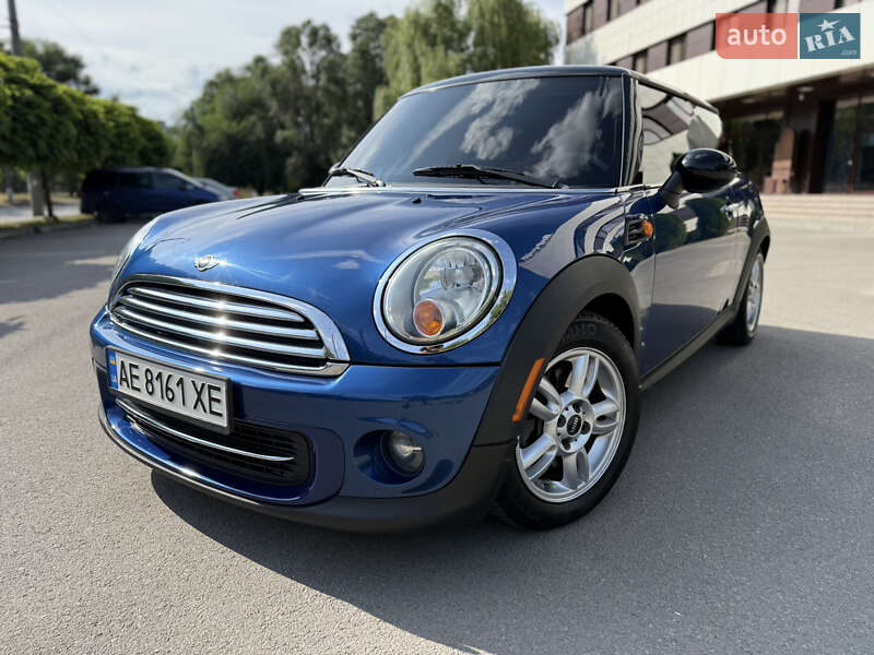 Хэтчбек MINI Cooper 2012 в Днепре