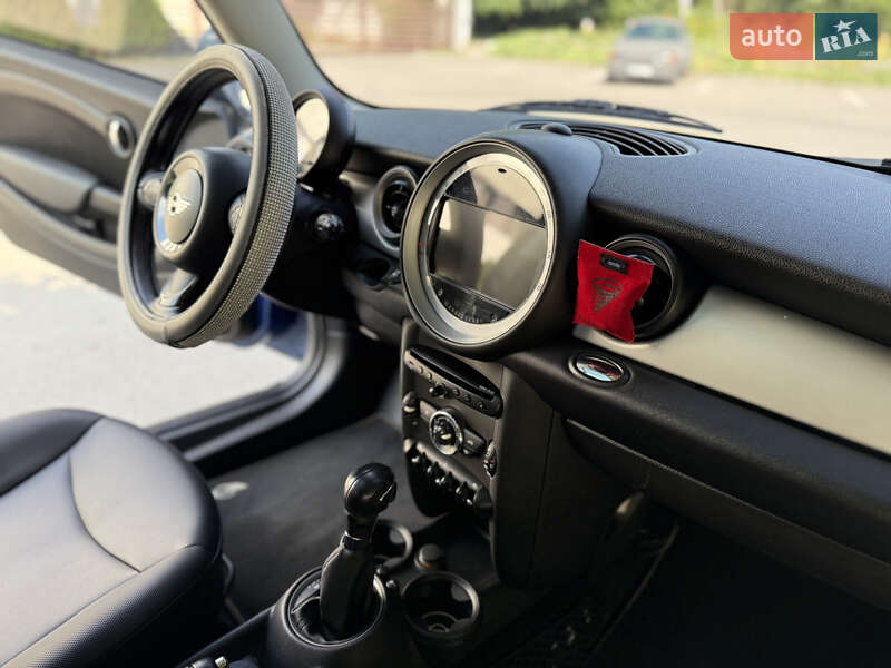 Хэтчбек MINI Cooper 2012 в Днепре