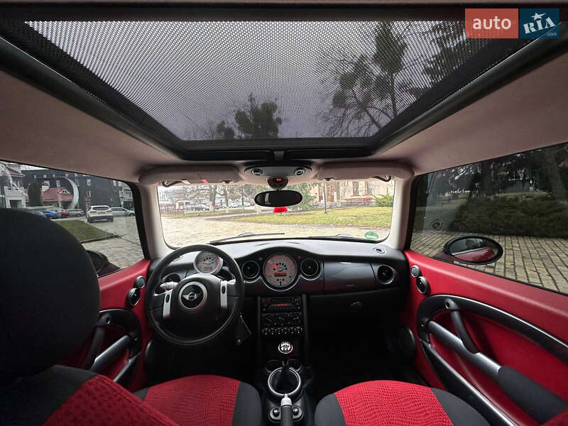 Хэтчбек MINI Cooper 2003 в Белой Церкви