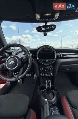 Хетчбек MINI Cooper 2019 в 