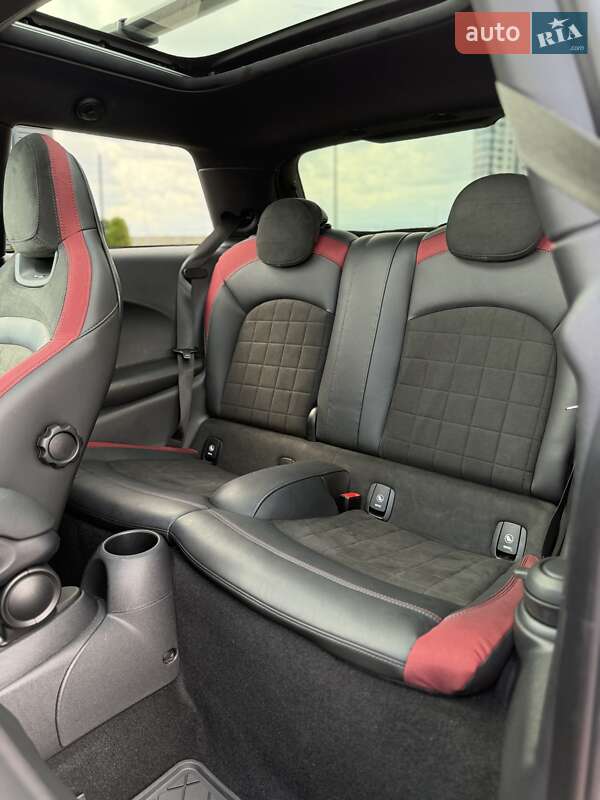 Хетчбек MINI Cooper 2019 в Києві