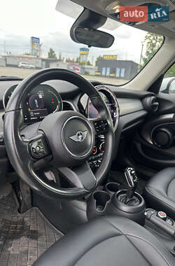 Хэтчбек MINI Cooper 2021 в 