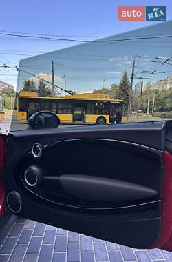 Хэтчбек MINI Cooper 2013 в 