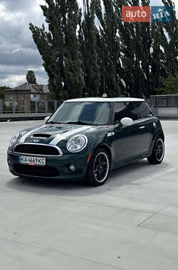 Хэтчбек MINI Cooper 2010 в Киеве