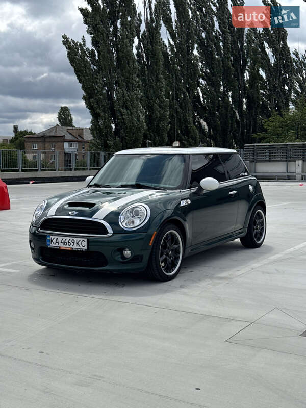 MINI Cooper 2010