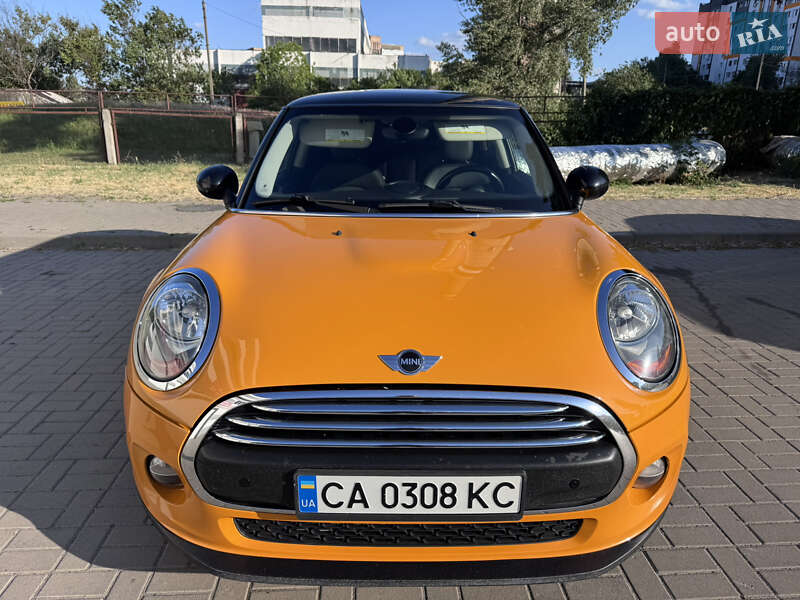 Хэтчбек MINI Cooper 2014 в 