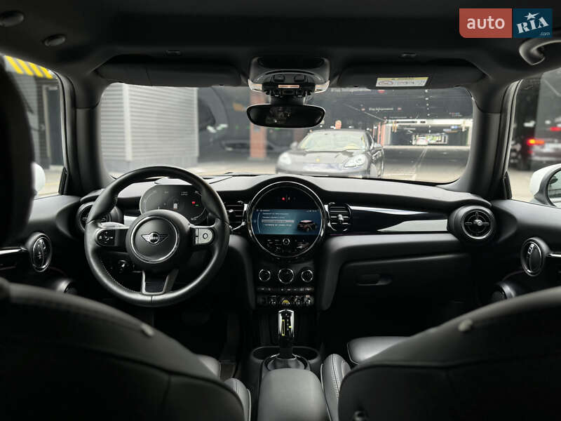 Хэтчбек MINI Cooper 2021 в Киеве