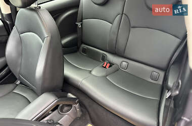 Хэтчбек MINI Cooper 2011 в 