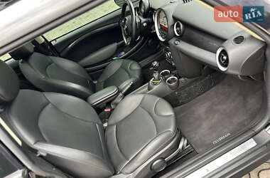 Хэтчбек MINI Cooper 2011 в 