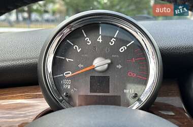 Хэтчбек MINI Cooper 2009 в 