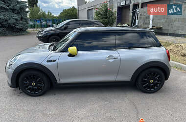 Хэтчбек MINI Cooper 2023 в 