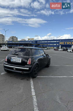 Хэтчбек MINI Cooper 2003 в 