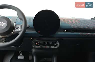 Хэтчбек MINI Cooper 2024 в 
