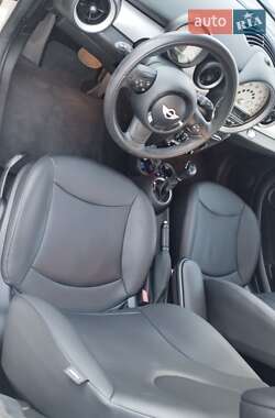 Хэтчбек MINI Cooper 2013 в 