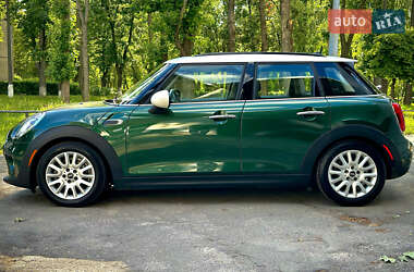 Хэтчбек MINI Cooper 2015 в 
