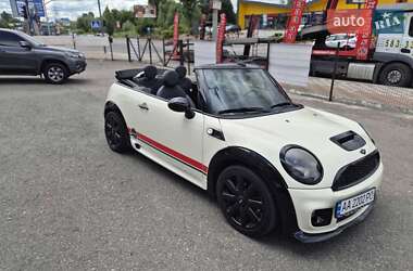 Хэтчбек MINI Cooper 2010 в 