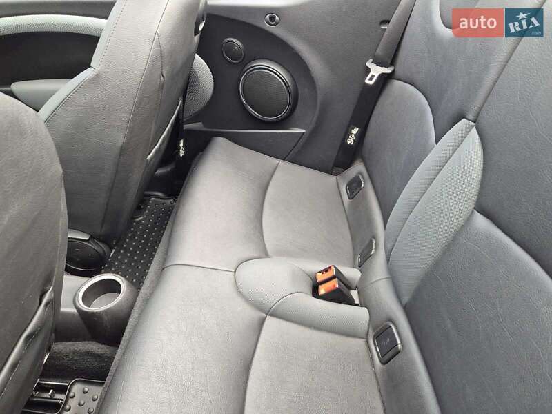 Хэтчбек MINI Cooper 2010 в Киеве