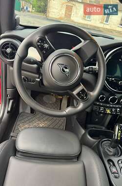 Хэтчбек MINI Cooper 2022 в 