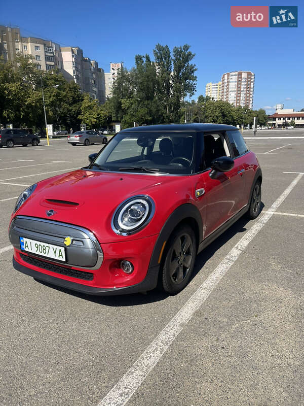 Хэтчбек MINI Cooper 2020 в 