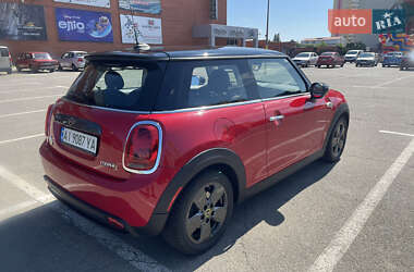 Хэтчбек MINI Cooper 2020 в 