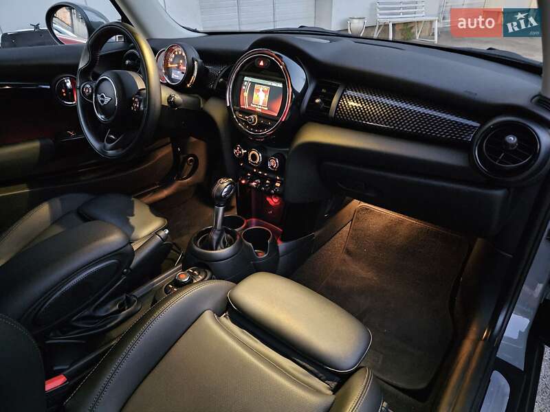 Хэтчбек MINI Cooper 2018 в Одессе