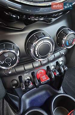 Хэтчбек MINI Cooper 2018 в 