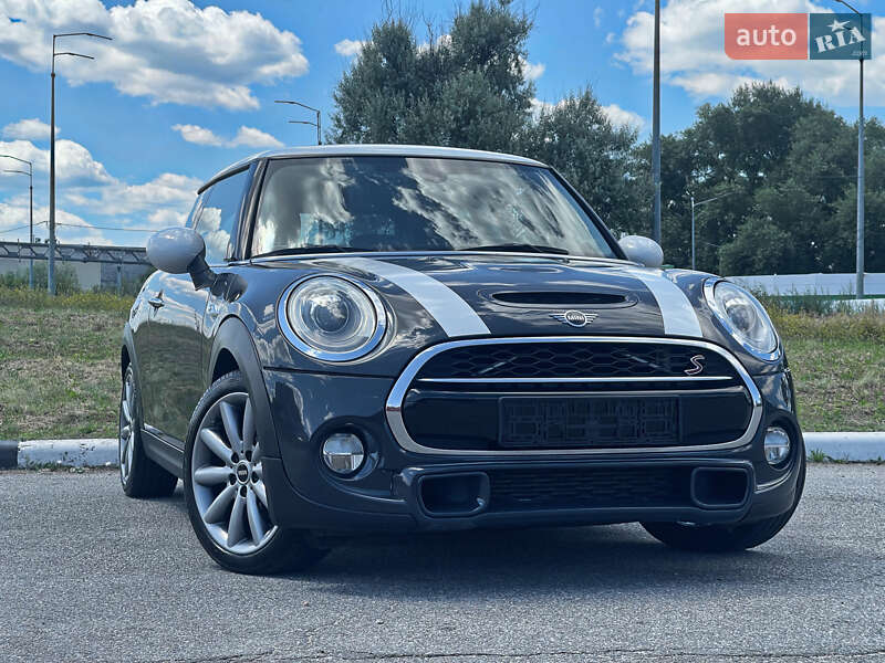 Хэтчбек MINI Cooper 2014 в Киеве