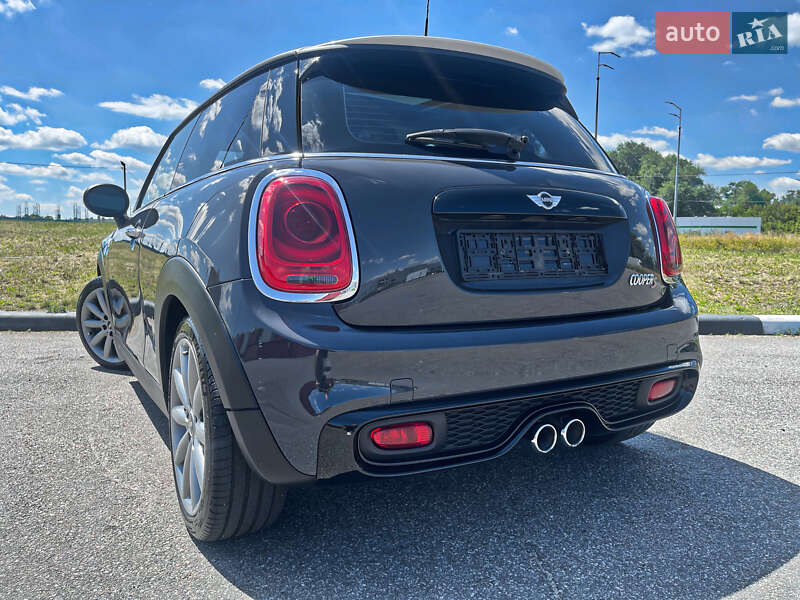 Хэтчбек MINI Cooper 2014 в Киеве