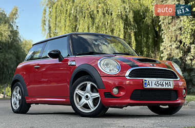 Хэтчбек MINI Cooper 2008 в 