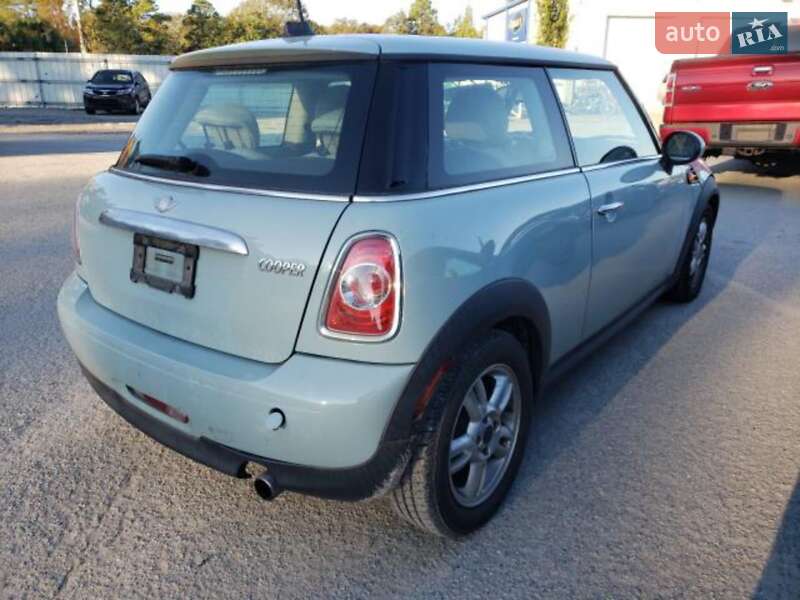 Хэтчбек MINI Cooper 2011 в Днепре