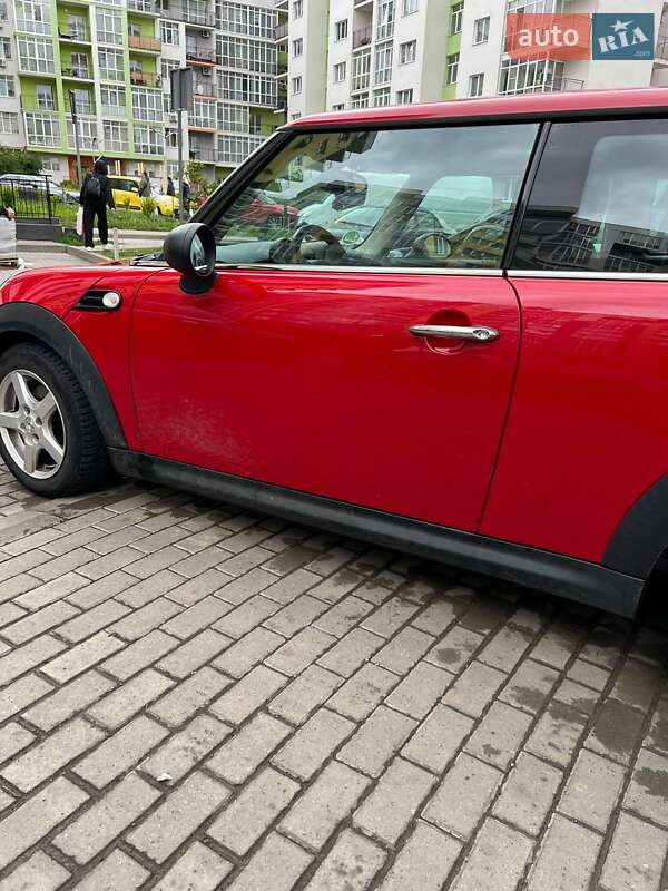 MINI Cooper 2012