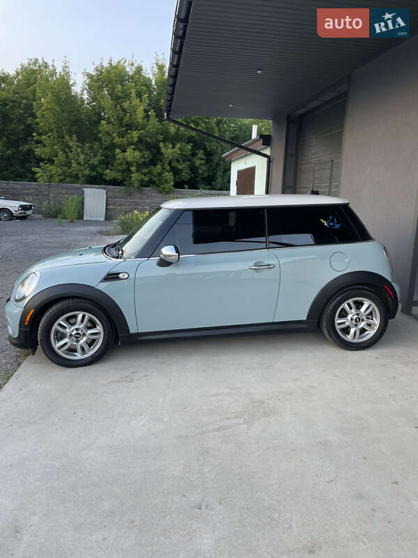 Хетчбек MINI Cooper 2013 в Пирятині