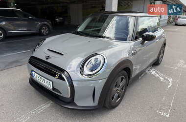 Хэтчбек MINI Cooper 2022 в 