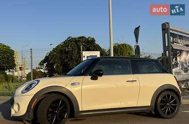Хэтчбек MINI Cooper 2014 в 