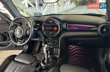 Хетчбек MINI Cooper 2018 в 