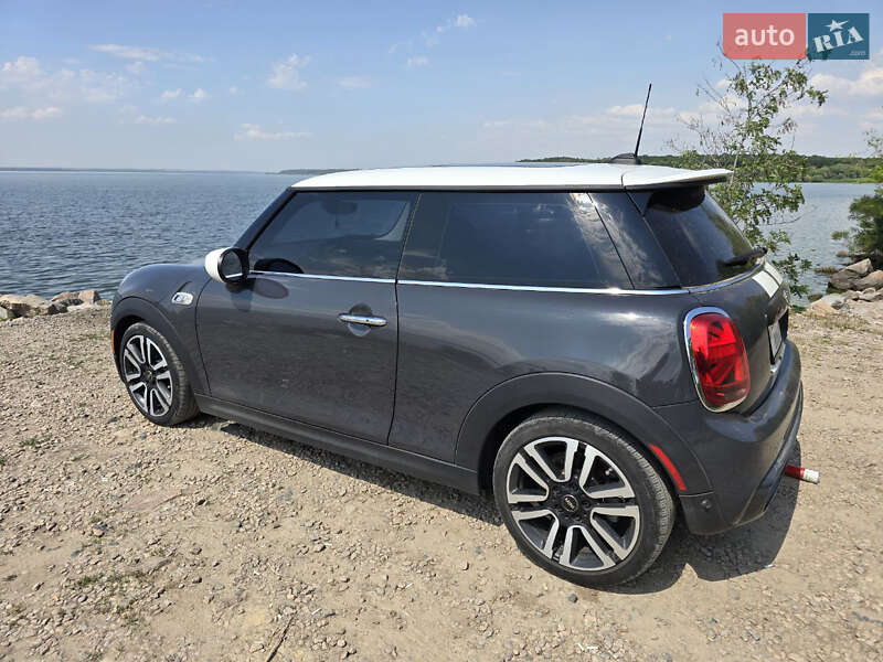 Хэтчбек MINI Cooper 2019 в Днепре