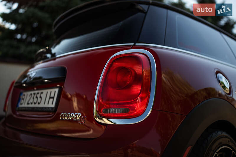 Хэтчбек MINI Cooper 2014 в Полтаве