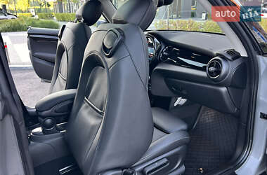 Хетчбек MINI Cooper 2022 в 